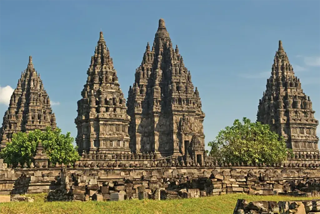 paket-wisata-lombok-jogja-03